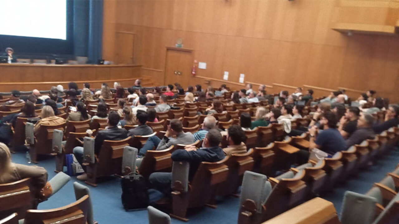 Αναλύοντας τη Νέα Πραγματικότητα της Ψηφιακής Μετάβασης